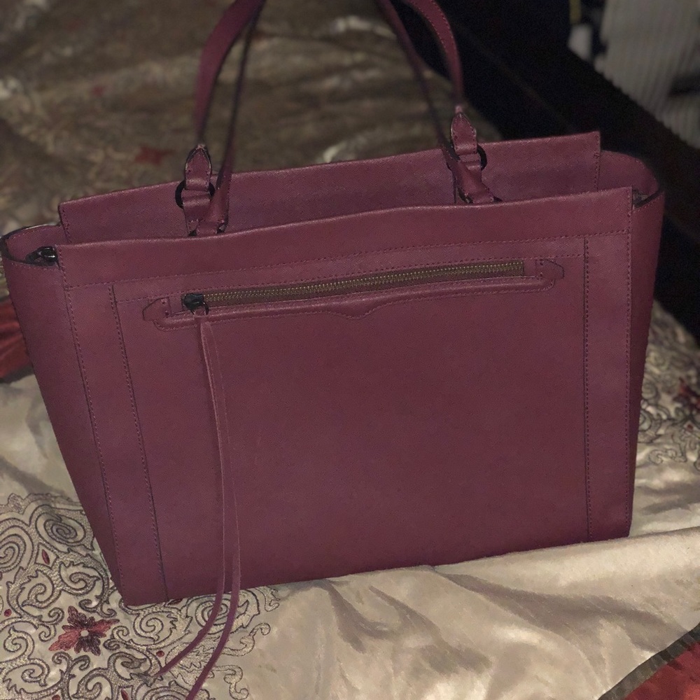 ❤️RB Monroe Tote- Port color Price firm 💄